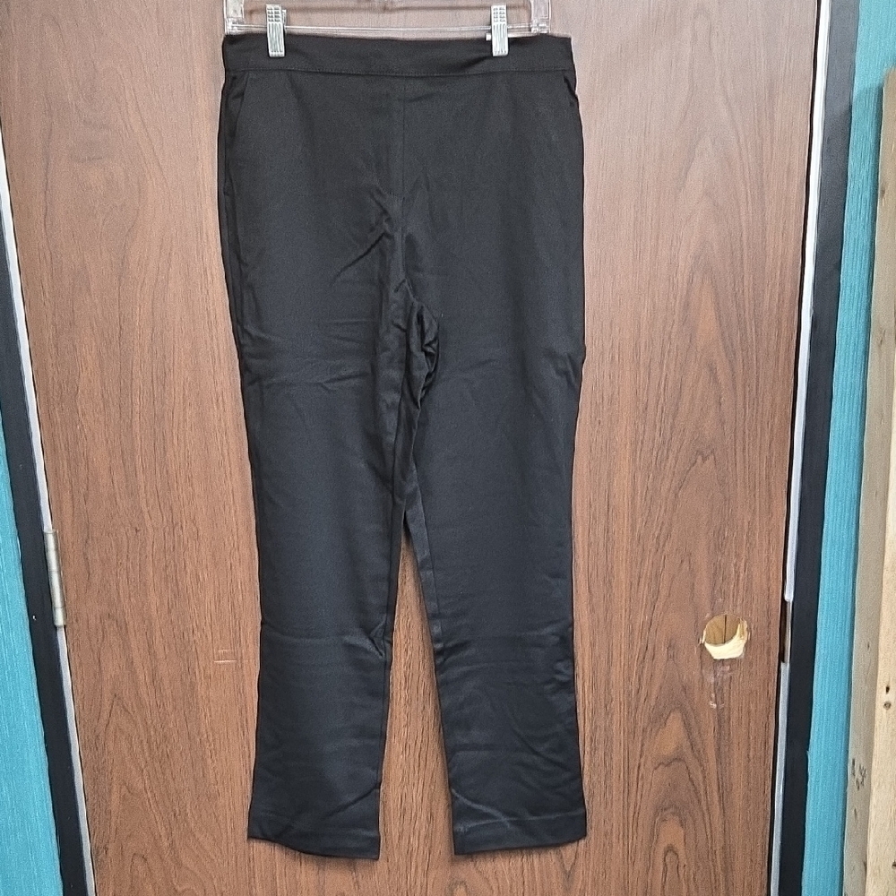 Iyla Size M Black Pull On Straight Leg Dress Style Pant